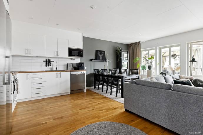 5 rum radhus på Lutabäcksvägen 3 C Lillån, Örebro kommun - bild 5