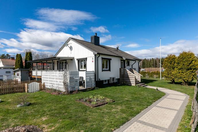 3 rum villa på Medelvägen 3 Hällabrottet, Kumla kommun - bild 1