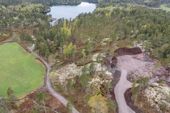 tomt på Frisksjöhöjden 6 Norra Finnö - Gäddvik, Söderköpings kommun - bild 1