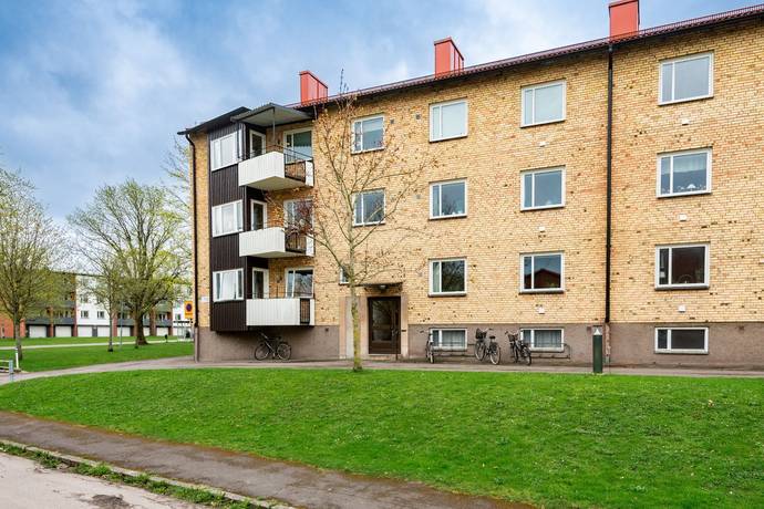3 rum lägenhet på Karlebygatan 4F Fredriksberg, Falköpings kommun - bild 1