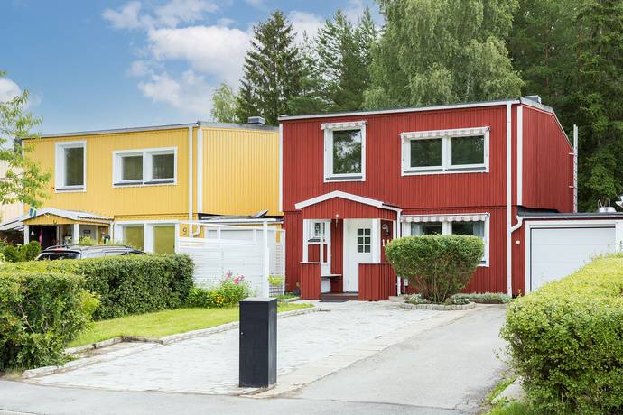 Oriongatan 11, Östra Steninge, Sigtuna kommun