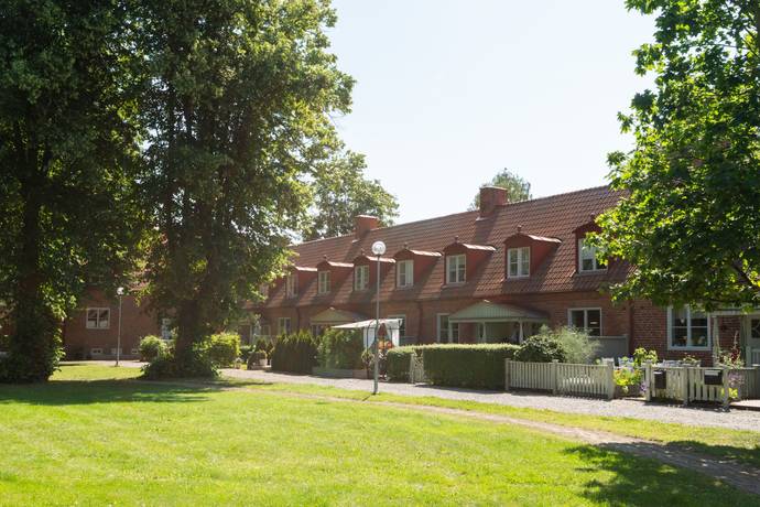 3 rum radhus på Björnövägen 12J Öster Mälarstrand, Västerås kommun - bild 1
