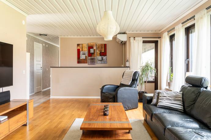 4 rum Villa på Kvartsvägen 4 Fagersta Fagersta kommun - bild 8