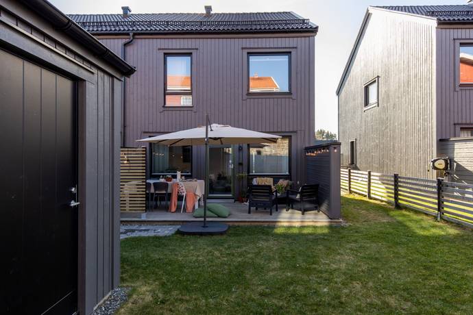 5 rum Radhus på Nästegårdsvägen 35E Lillån Örebro kommun - bild 16