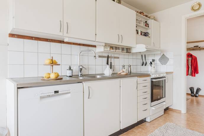 4 rum lägenhet på Släggkastargatan 5 Rönnby, Västerås kommun - bild 5
