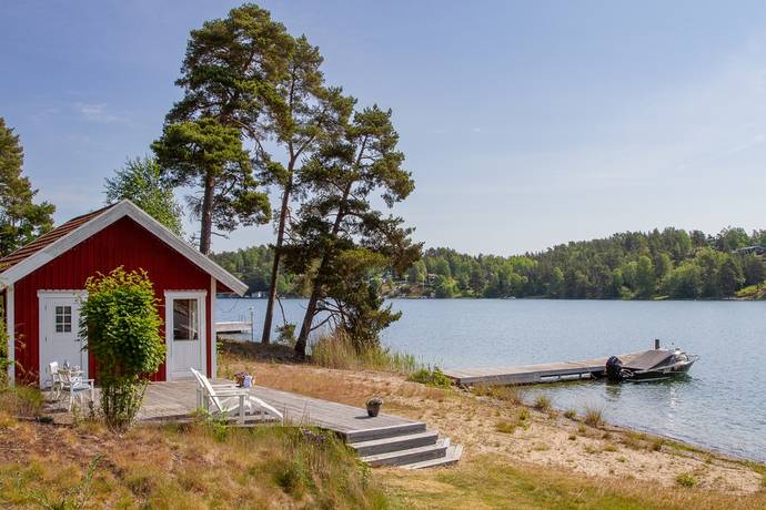 tomt på Strandvägen 12 Dalarö, Haninge kommun - bild 2