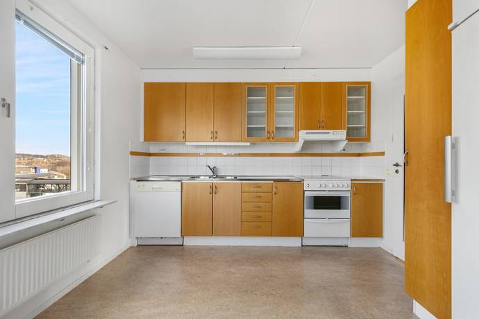 3,5 rum lägenhet på Tumba torg 108 Tumba, Botkyrka kommun - bild 3