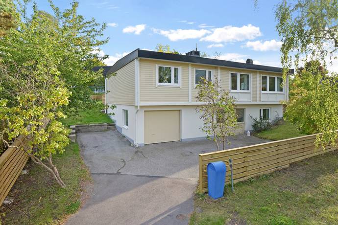 Pilotvägen 6, Barkarby, Järfälla kommun