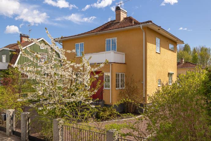villa på Norra Ljungbygatan 7 Norrstrand, Karlstads kommun - bild 1