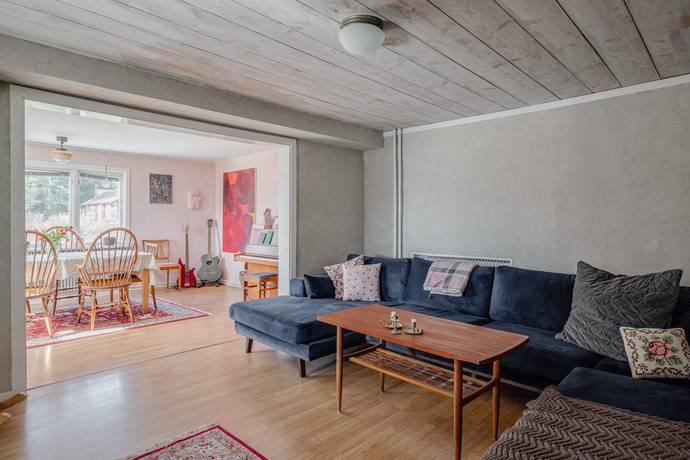 5 rum villa på Torsholma 39 Frösunda, Vallentuna kommun - bild 2