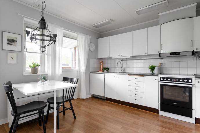 3 rum lägenhet på Sundins väg 5 JÄRLÅSA, Uppsala kommun - bild 2