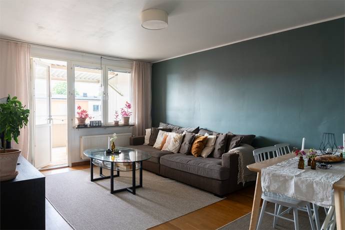 5 rum lägenhet på FLISAVÄGEN 35 Bjurhovda, Västerås kommun - bild 5