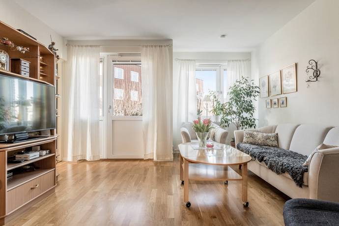 3 rum lägenhet på Östra Kvarngatan 26 Centralt Öster, Nyköpings kommun - bild 1