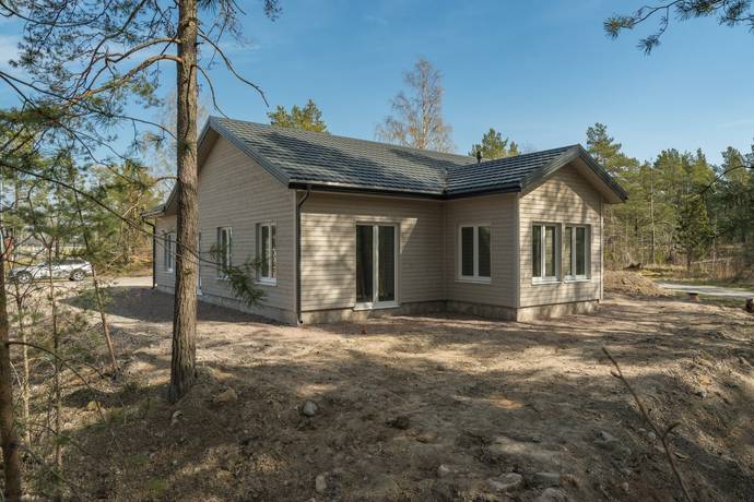 Peterslund, Oxelösunds kommun