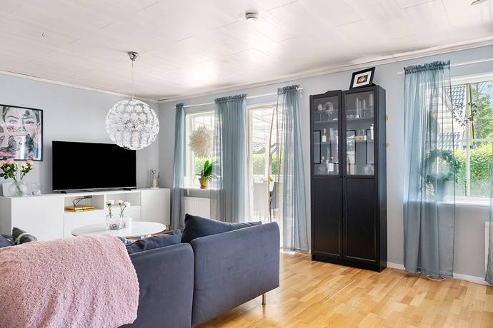 6 rum villa på Rådjursstigen 13 Svartå, Degerfors kommun - bild 3