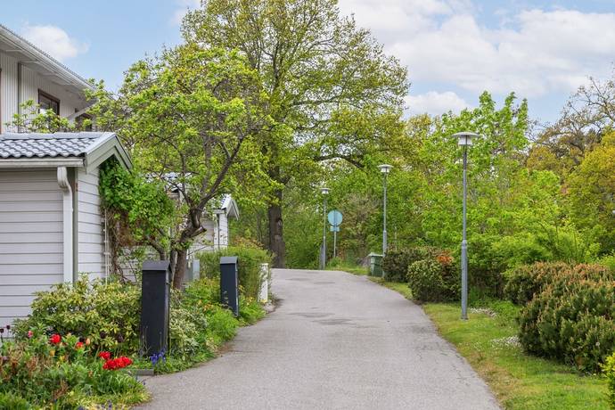 5 rum Radhus på Berguddsvägen 24 Saltsjöbaden Nacka kommun - bild 37