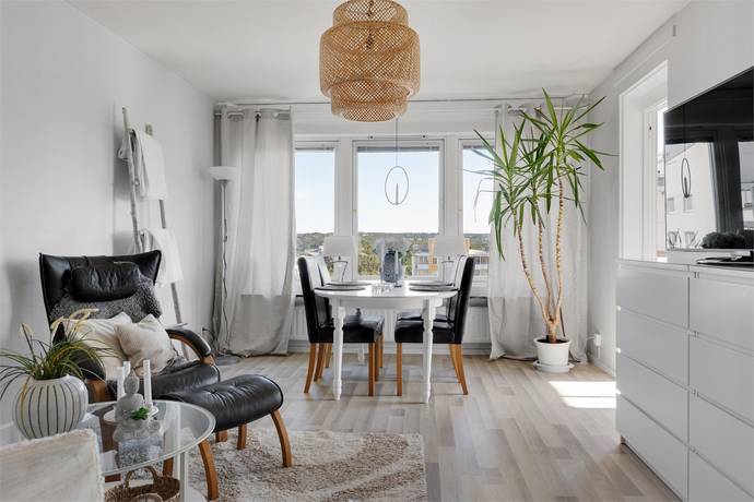 2 rum lägenhet på Skandiavägen 3A Bohusgården, Uddevalla kommun - bild 1