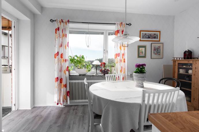 3 rum lägenhet på Ringvägen 3C Söderhamn, Söderhamns kommun - bild 3