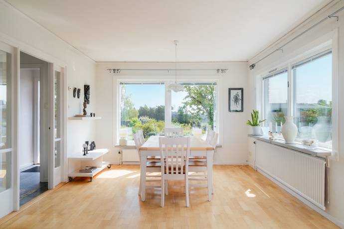 4 rum Villa på Hagavägen 7 Tystberga Nyköpings kommun - bild 9