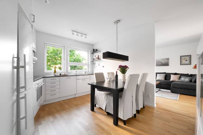 2 rum Lägenhet på Drottning Kristinas Esplanad 53 Ulriksdal Solna kommun - bild 2