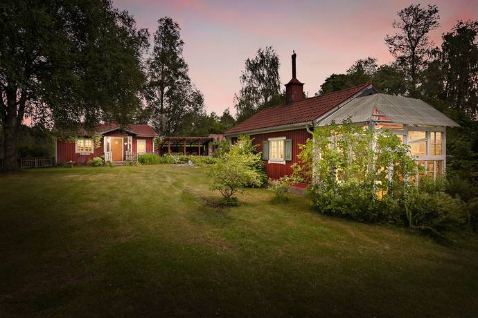 fritidshus på Svinnersta Baggetorp 525 Sommartorpidyll vid sjön Anten, Askersunds kommun - bild 3