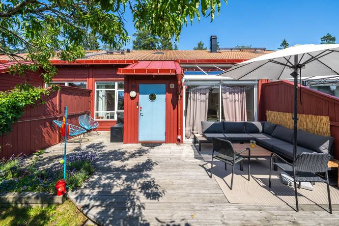 4 rum radhus på Ruskvädersgränd 31 Polhem, Järfälla kommun - bild 1