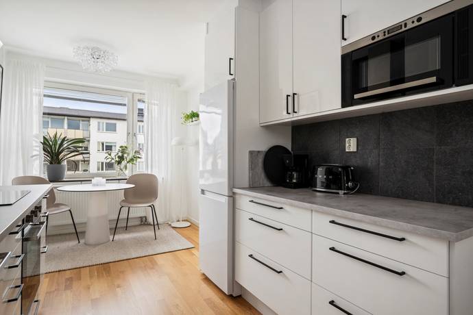 3 rum Lägenhet på Kevingeringen 49 Danderyd - Kevinge sjöutsikt Danderyds kommun - bild 12
