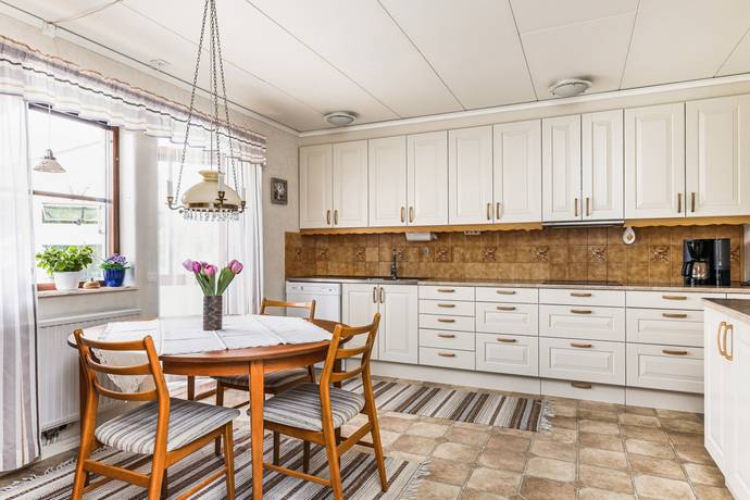 4.5 rum Vinterbonat fritidshus på Näsvägen 14 Hycklinge Kinda kommun - bild 12