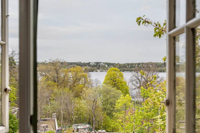 8 rum villa på Dalkarlsvägen 3 Drottningholm, Ekerö kommun - bild 2