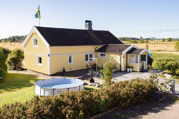 Klastorps by 69, Klastorp, Varbergs kommun