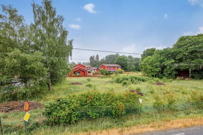 tomt på Bergshamravägen 327 Riala, Norrtälje kommun - bild 2