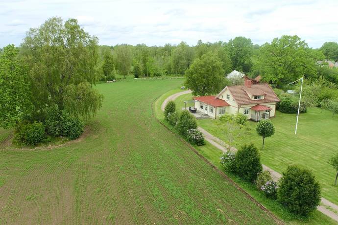 Gård med jordbruk på Berg Tatermyren 3 Berg Skövde kommun - bild 9