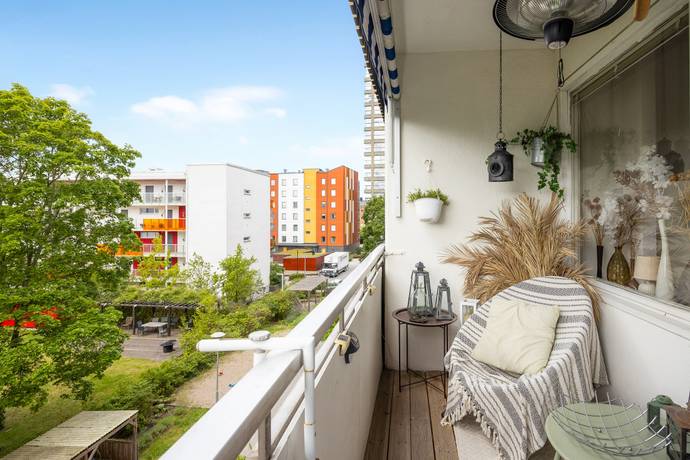 3 rum lägenhet på Franstorpsvägen 11 Centrala Sundbyberg, Sundbybergs kommun - bild 2