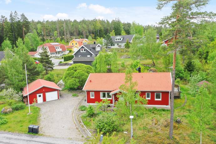 4 rum Villa på Österbyvägen 26 Hölö Södertälje kommun - bild 2