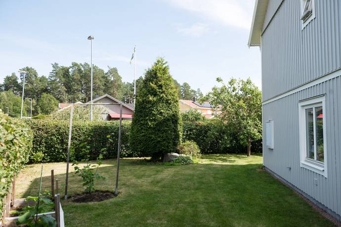 5 rum Parhus på Åmänningevägen 2 Hagaberg Västerås kommun - bild 34