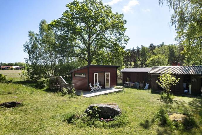 4 rum Vinterbonat fritidshus på Liljekonvaljstigen 50 Ringsö Strängnäs kommun - bild 18