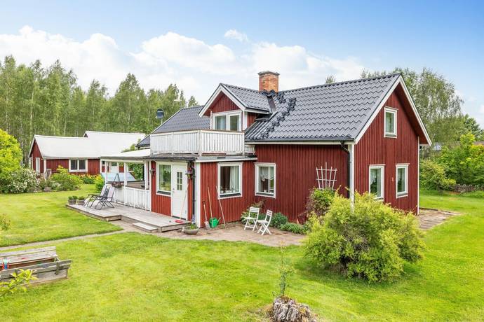 5 rum Gård med jordbruk på Lidhult 410 Vimmerby kommun - bild 4