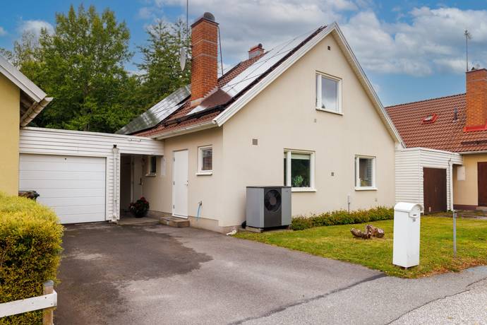 Granvägen 54, Brickeberg, Örebro kommun