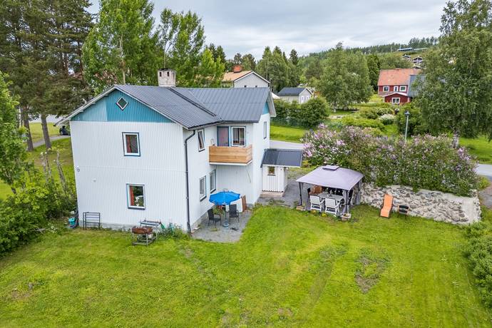 5 rum villa på Rönnöforsvägen 27 Offerdal, Krokoms kommun - bild 1