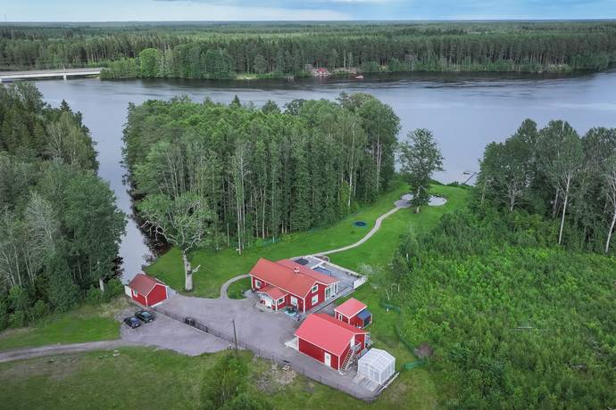 6 rum villa på Älvkarleövägen 51 Älvkarleby, Älvkarleby kommun - bild 1