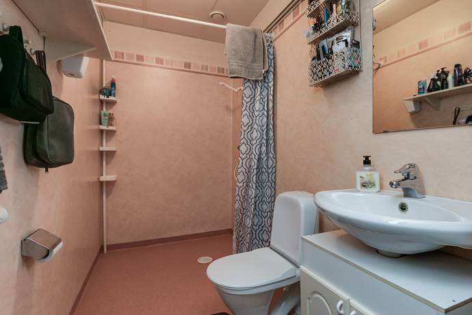 13 rum Villa på Axbergshammar 322 Örebro kommun - bild 25