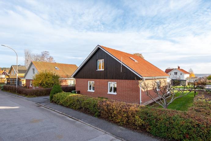 6 rum villa på Systerstigen 7 Nedre Skranta, Karlskoga kommun - bild 1