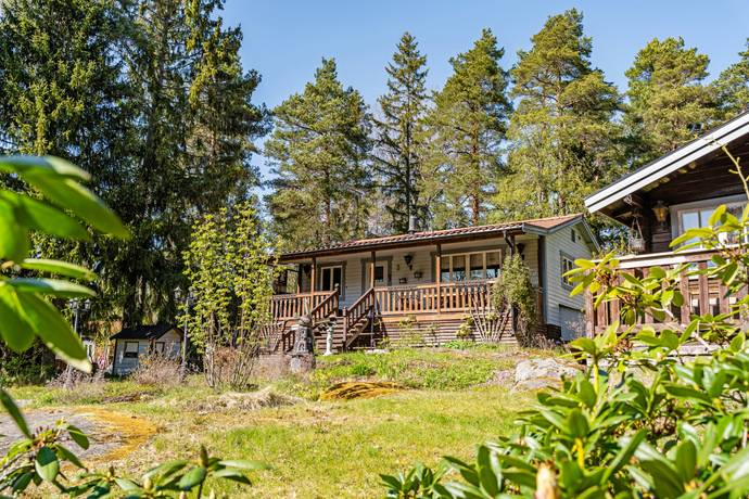 3 rum villa på Ängkärrsvägen 2 Riala-Sättra, Norrtälje kommun - bild 1