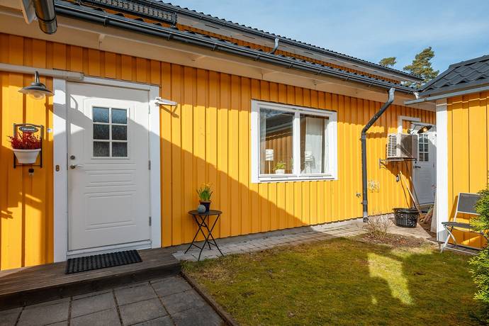 4 rum radhus på Kalvdansvägen 31B Vallhov, Sandvikens kommun - bild 2