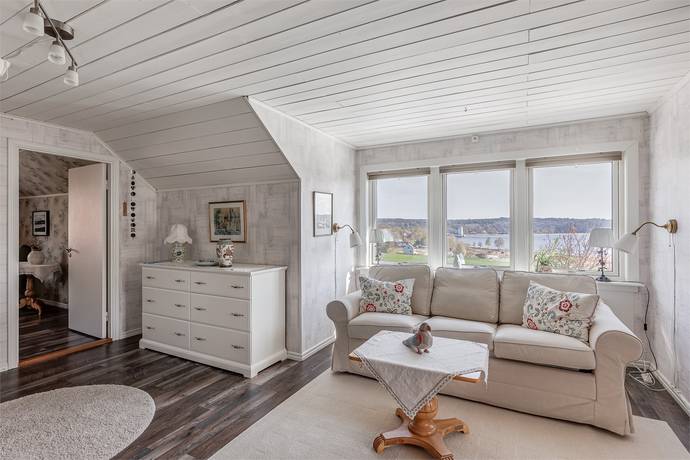 6 rum Vinterbonat fritidshus på Tinderedsvägen 8 Helgenäs Västerviks kommun - bild 24
