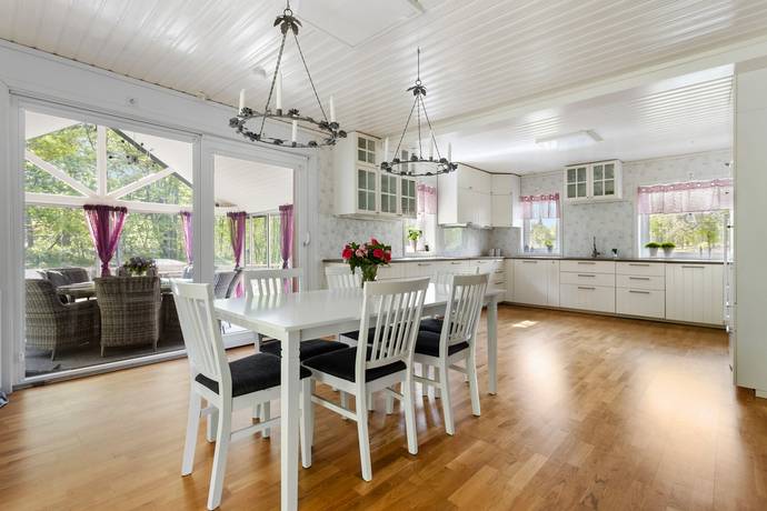 5 rum villa på Överstatorp 205 Överstatorp, Nybro kommun - bild 3