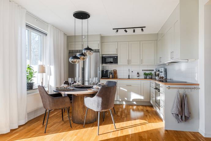 4 rum lägenhet på Eklyckevägen 10A  Strömslund, Trollhättans kommun - bild 1