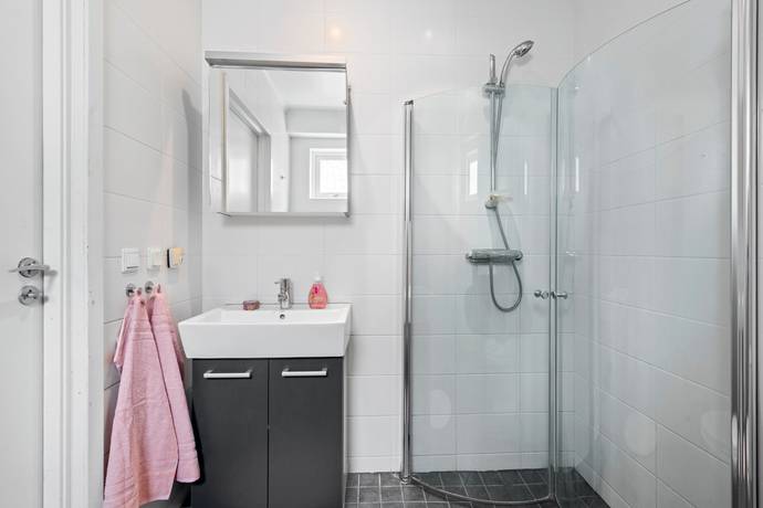 5 rum Parhus på Stridsbergavägen 12 B Spånga Bromsten Stockholms kommun - bild 18