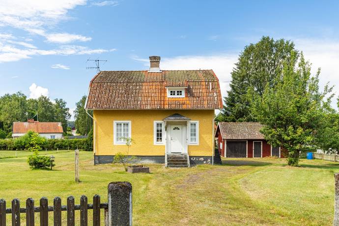 4 rum villa på Kyrkvägen 28 Sjötorp, Mariestads kommun - bild 1