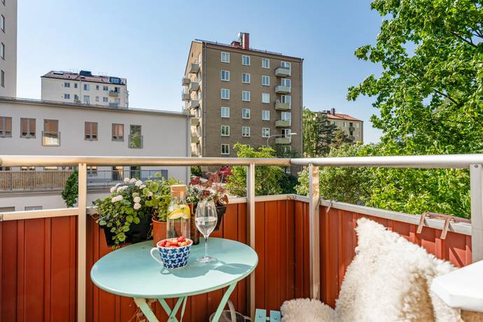 3 rum lägenhet på Sparbanksvägen 9 Hägerstensåsen, Stockholms kommun - bild 3
